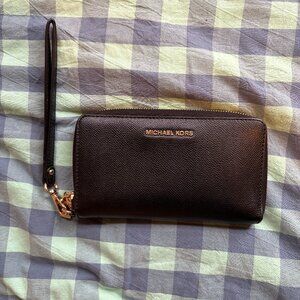 Michael Kors Wristlet Wallet